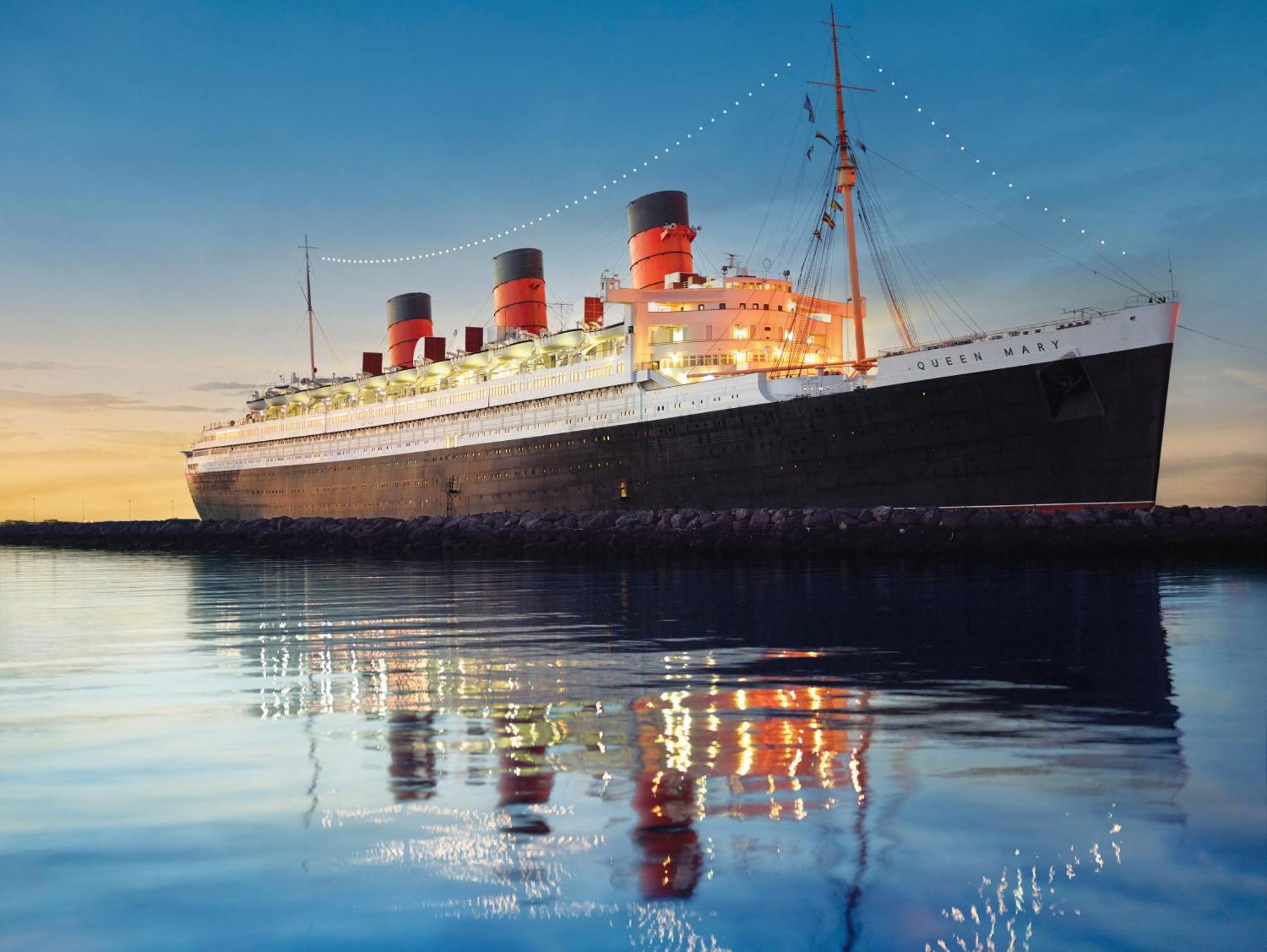 The Queen Mary Long Beach Exterior photo